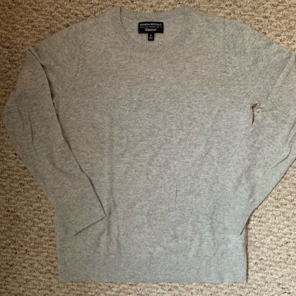 Banana Republic Grey Sweater with Cableknit Detail